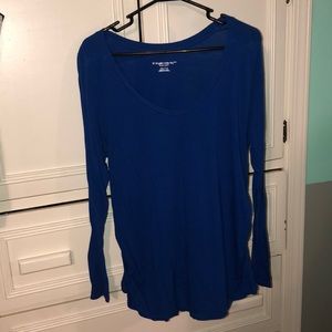 solid blue maternity shirt!